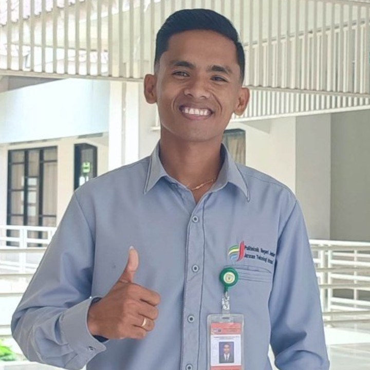 Foto alumni Jhonnry Frengky Bire Logo